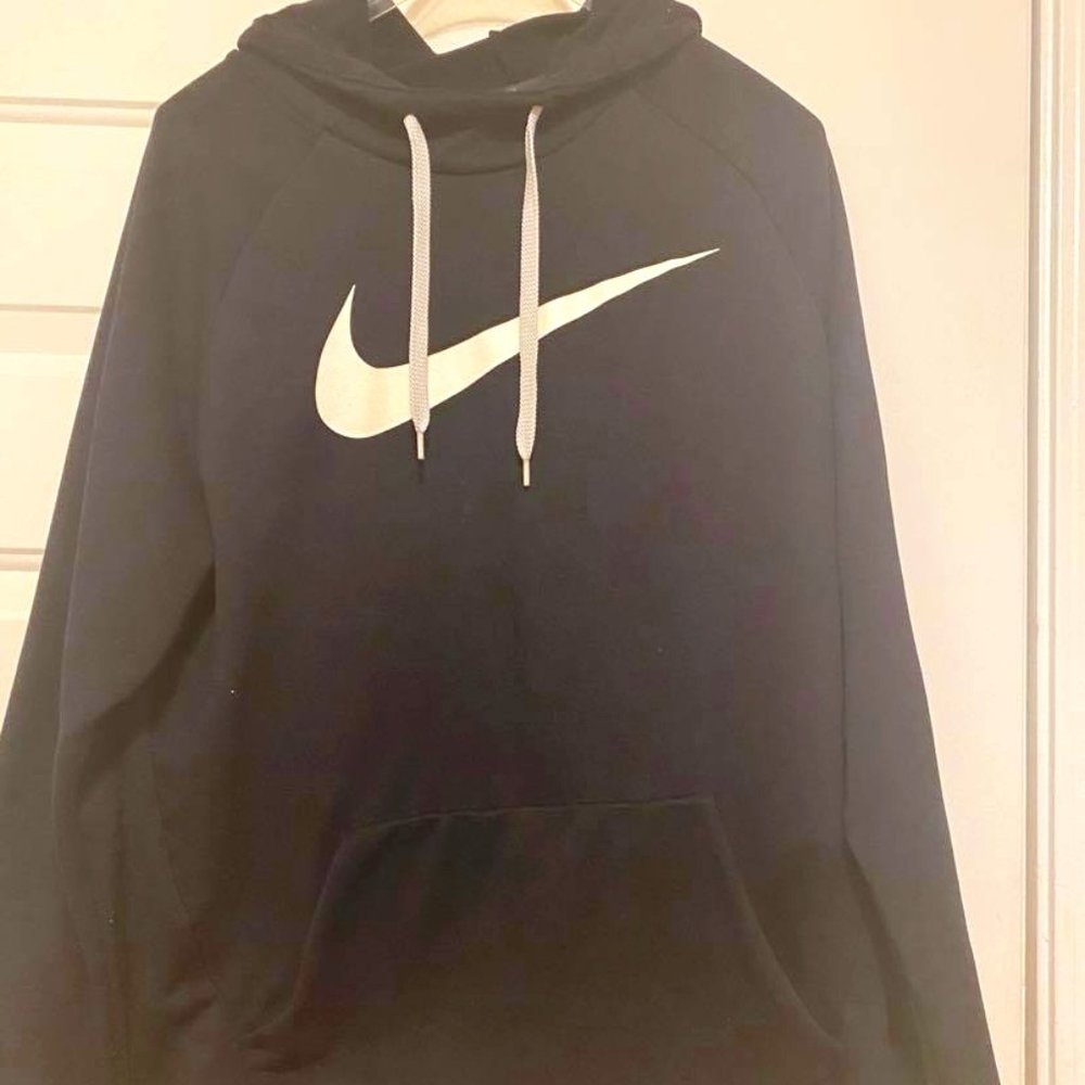 Nike dri fit black men's hoodie pullover size L